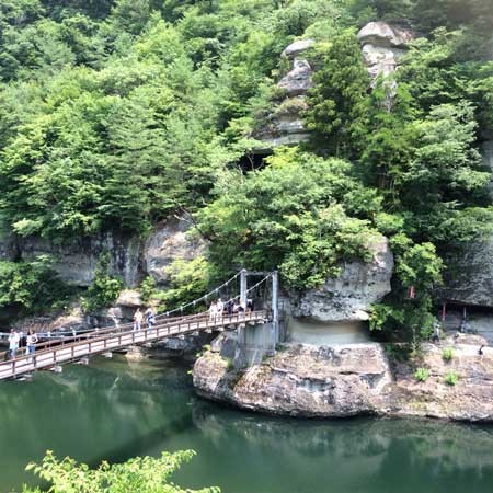 会津　塔のへつり